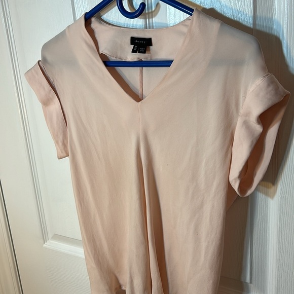 Size small theory, silk peach coloured blouse - Picture 2 of 7